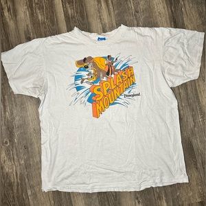 Vintage 1980s Disneyland splash Mountain T-shirt, in size  XL GRAIL